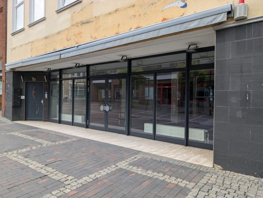 Frontansicht Einzelhandel Bad Oldesloe