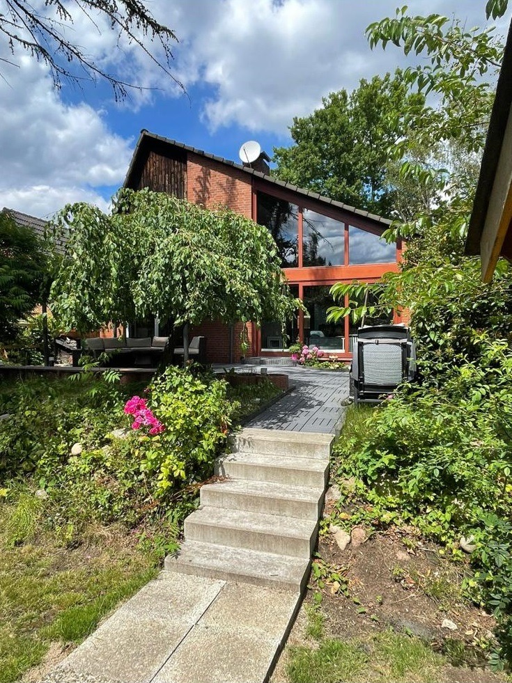 Hauptbild: Charmantes Architektenhaus mit weiteren Entwicklungspotential in ruhiger Lage zwischen Billstedt und Oststeinbek