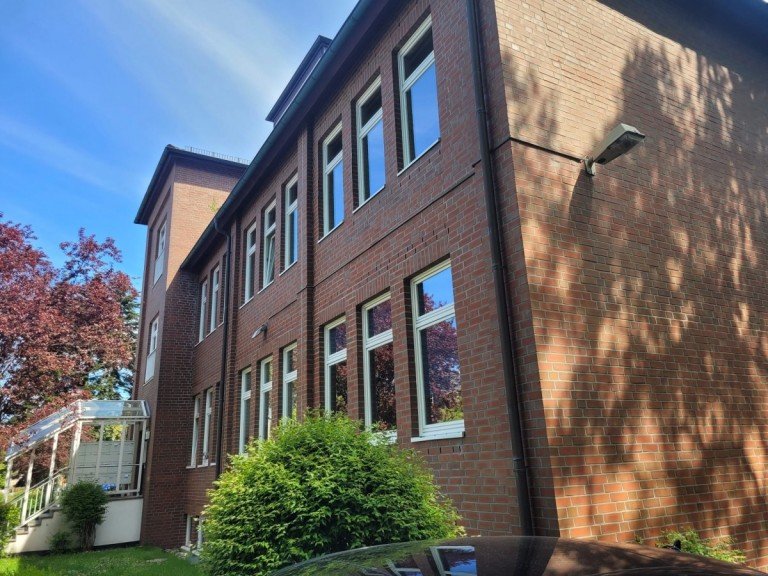 Blick auf das Objekt Hamburg B�rofl�che PROVISIONSFREI! Helle und ruhige B�rofl�che in Hamburg-Lokstedt